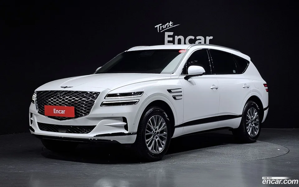 Genesis GV80 2.5T AWD 2023 — фото 1, купить с доставкой в Москву