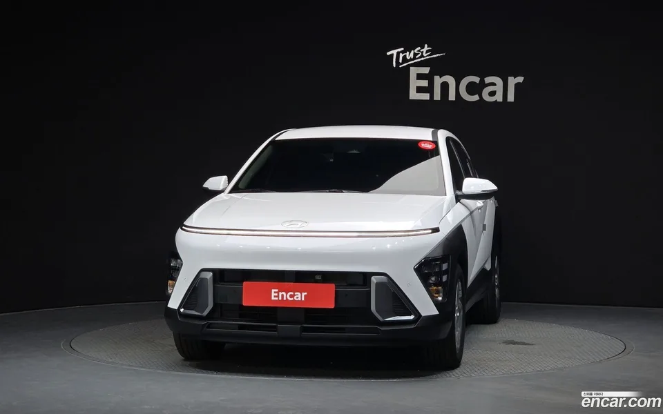 Hyundai Kona Hybrid 2023 — thumbnail 3