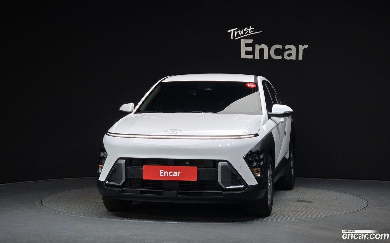 Hyundai Kona Hybrid 2023 — 3
