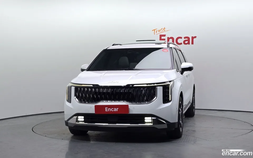 Kia Carnival HEV 9 2024 — thumbnail 3