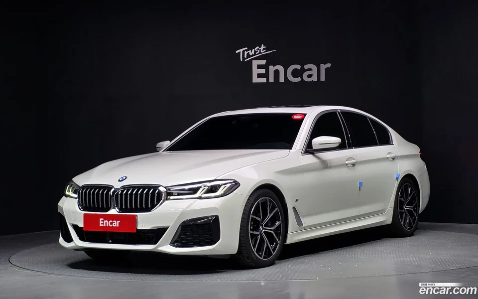 BMW 5 Series 530i xDrive M 2022 — photo 1, buy with delivery to Moscow