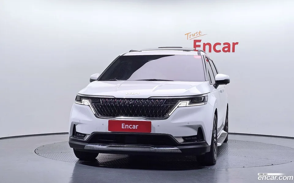 Kia Carnival 9 2022 — thumbnail 3