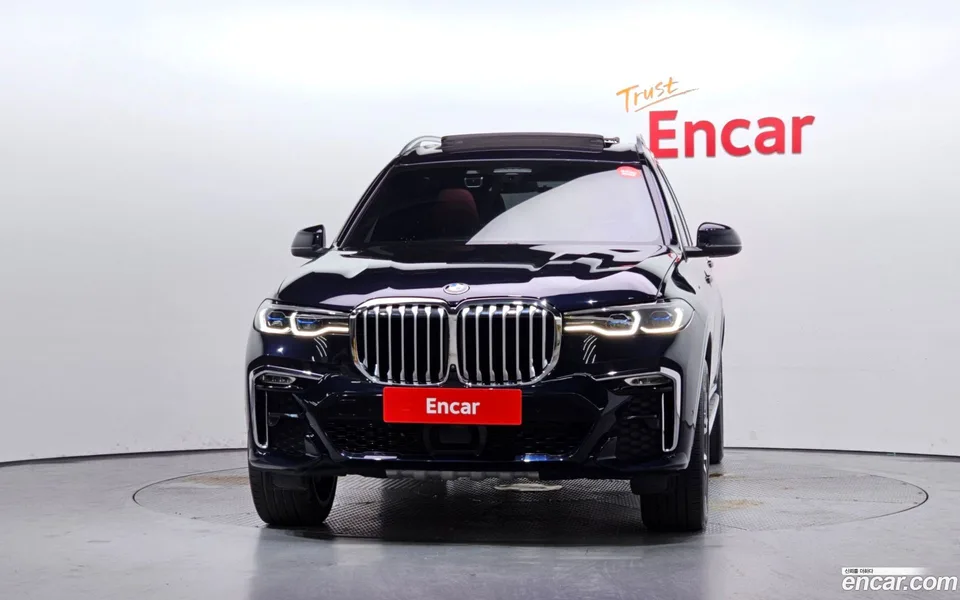 BMW X7 xDrive 40i M 6 2022 — thumbnail 3