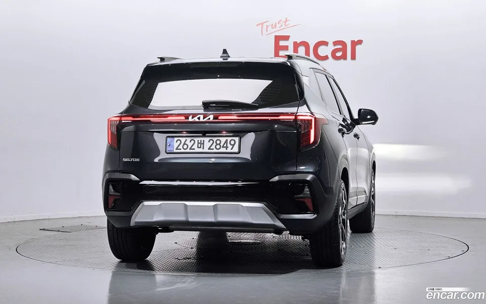 Kia Seltos 1.6 2WD 2024 — миниатюра 4