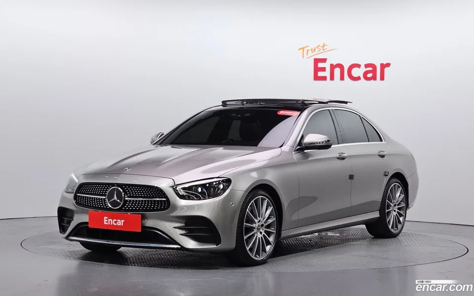 Mercedes-Benz E-Class E350 4MATIC 2022 — photo 1, buy with delivery to Moscow