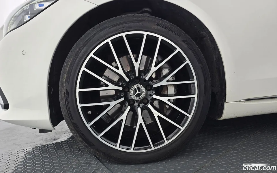 Mercedes-Benz S-Class S580L 4MATIC 2022 — thumbnail 2
