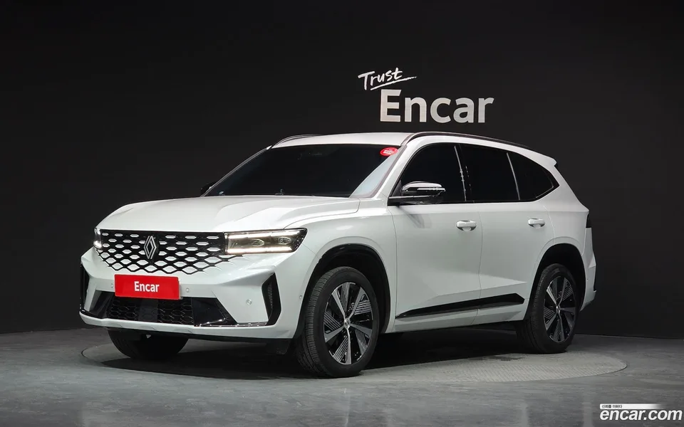 Renault Samsung Grand Koleos 1.5 E-TECH 2WD 2024 — photo 1, buy with delivery to Moscow