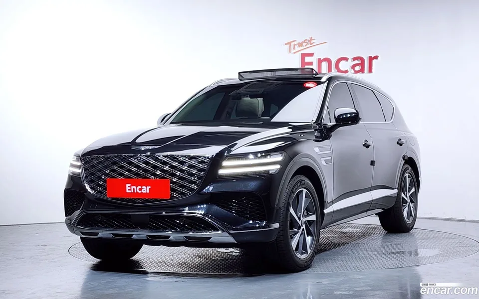 Genesis GV80 2.5T AWD 2024 — photo 1, buy with delivery to Moscow