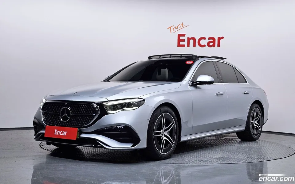 Mercedes-Benz E-Class E300 4MATIC AMG Line 2025 — photo 1, buy with delivery to Moscow