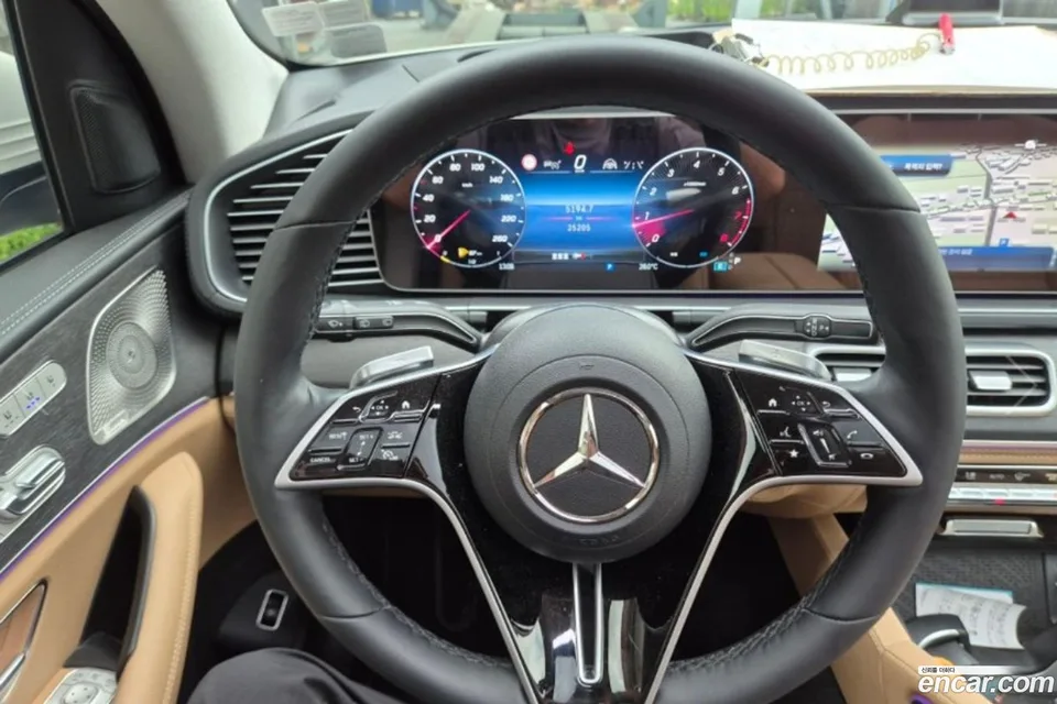 Mercedes-Benz GLE-Class GLE450 4MATIC 2025 — thumbnail 3