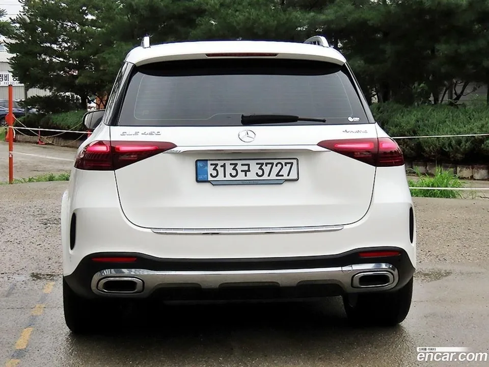 Mercedes-Benz GLE-Class GLE450 4MATIC 2025 — thumbnail 4