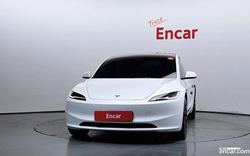 Tesla Model 3 AWD 2024 — thumbnail 3