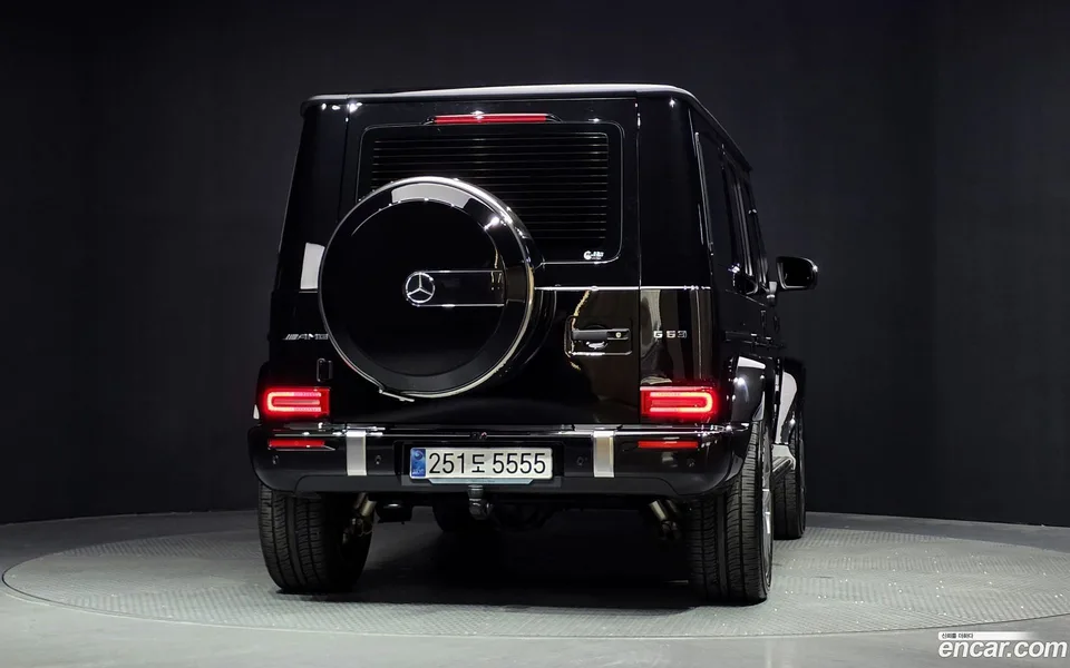 Mercedes-Benz G-Class AMG G63 2024 — thumbnail 4