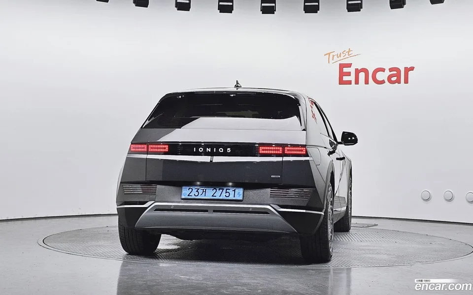 Hyundai Ioniq 5 AWD 2023 — thumbnail 4
