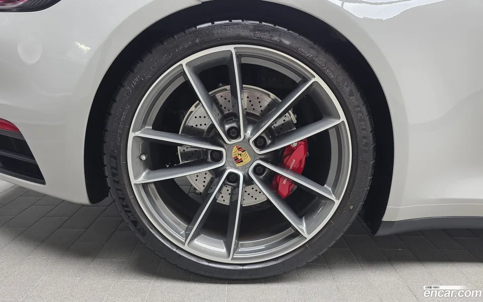 Porsche 911 (992) 4S 2024 — thumbnail 2