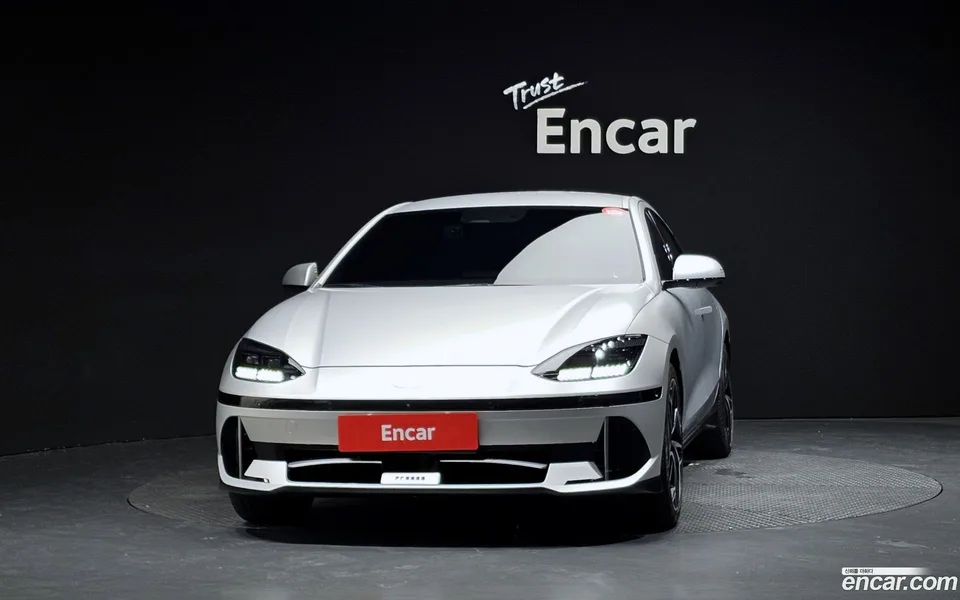Hyundai Ioniq 6 2023 — thumbnail 3