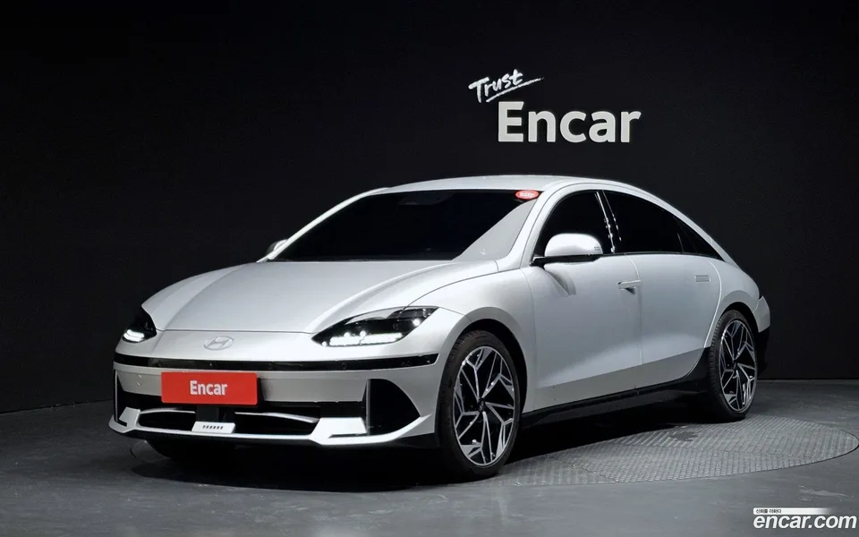 Hyundai Ioniq 6 2023 — photo 1, buy with delivery to Moscow