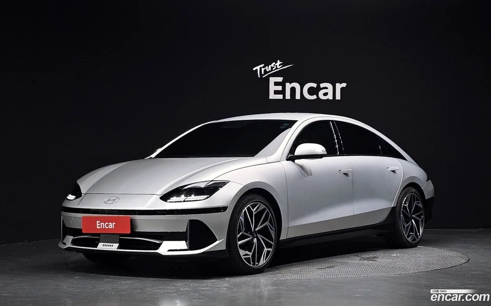 Hyundai Ioniq 6 2023 — photo 1, buy with delivery to Moscow