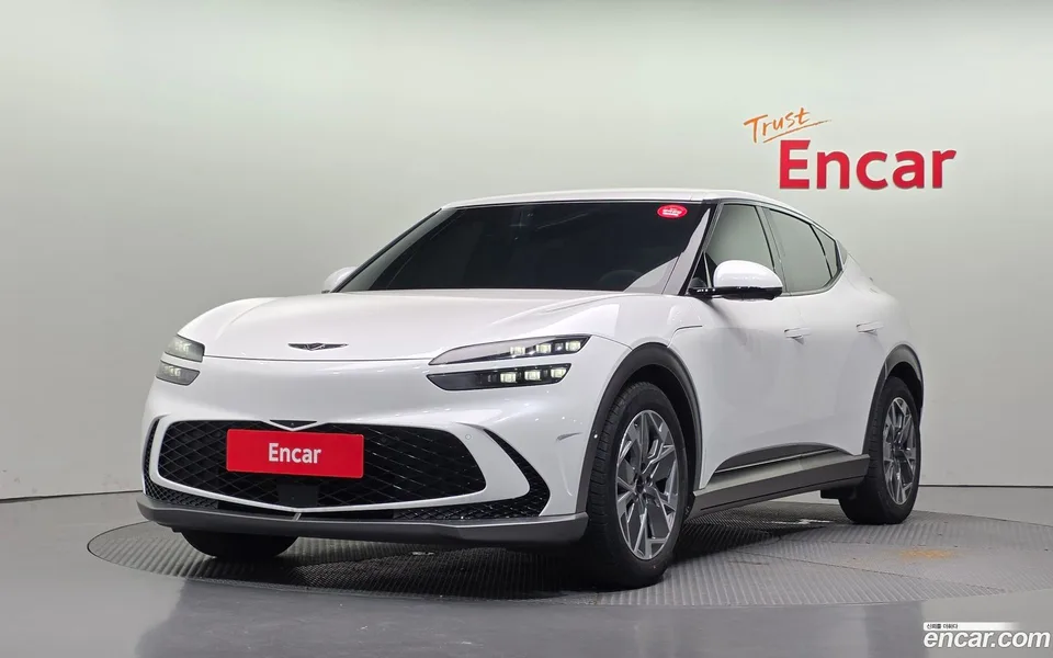 Genesis GV60 2023 — фото 1, купить с доставкой в Москву