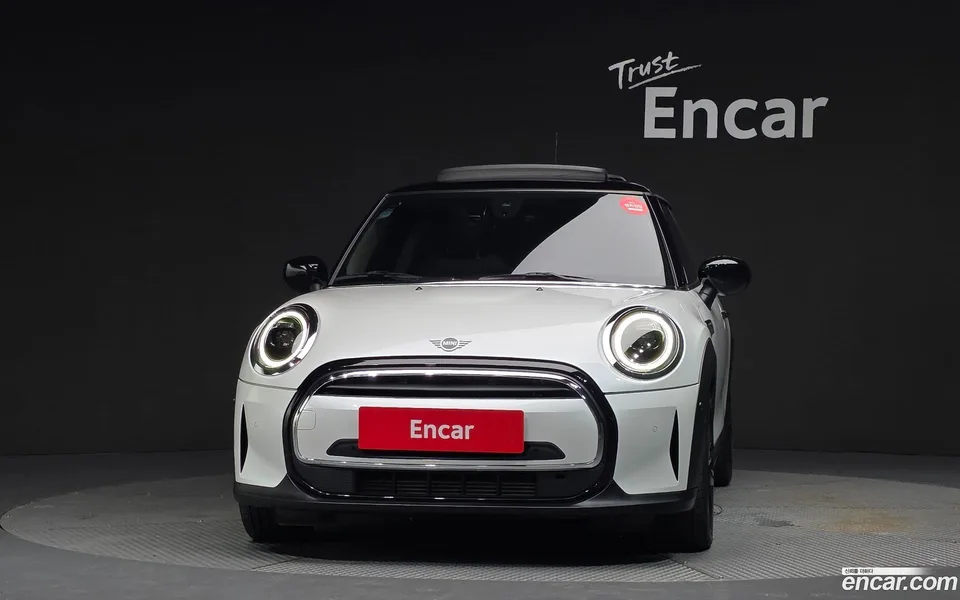MINI Cooper 2023 — thumbnail 3