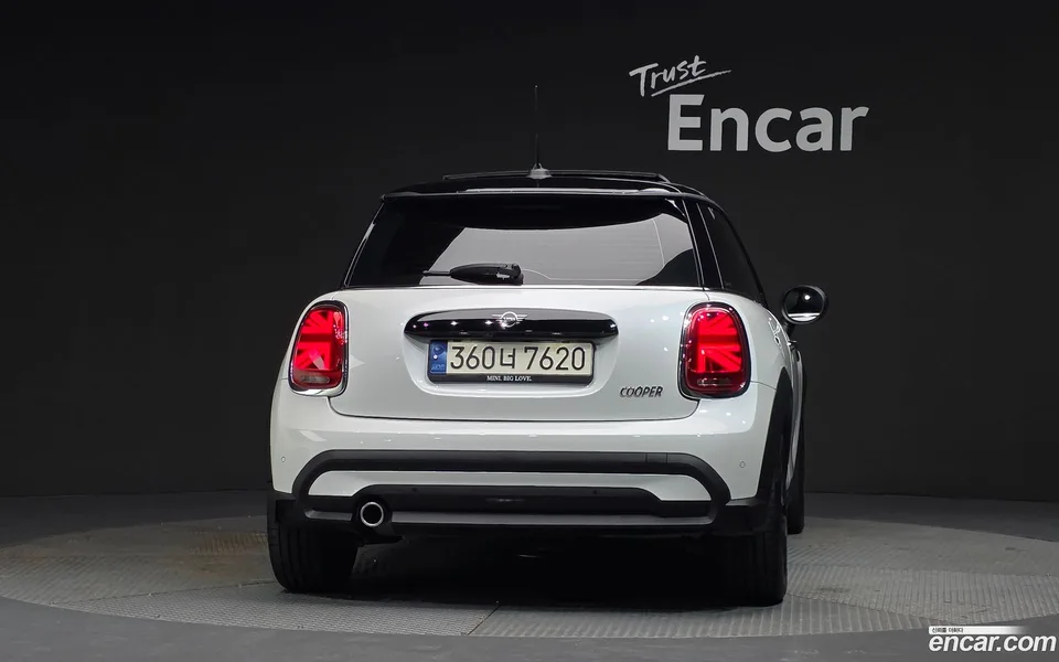 MINI Cooper 2023 — thumbnail 4