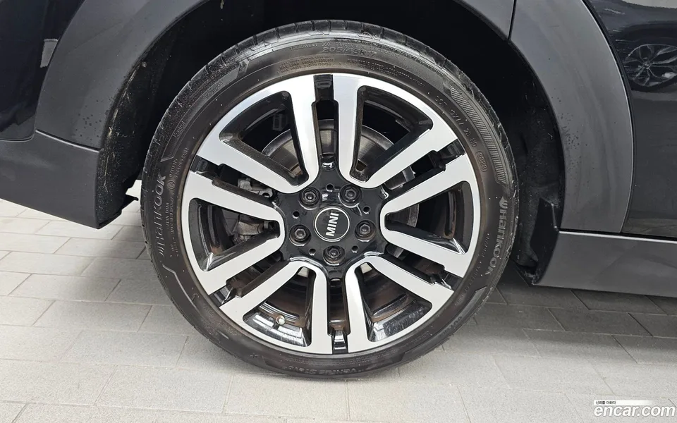 MINI Cooper S 5 2024 — миниатюра 2