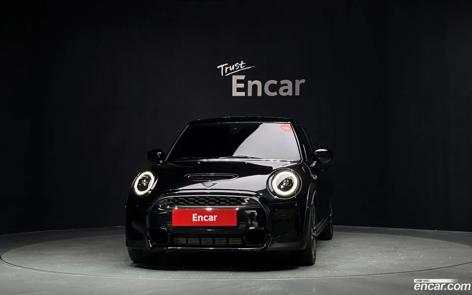 MINI Cooper S 5 2024 — миниатюра 3
