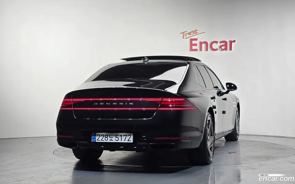 Genesis G90 3.5 e-S/C AWD 2025 — thumbnail 4