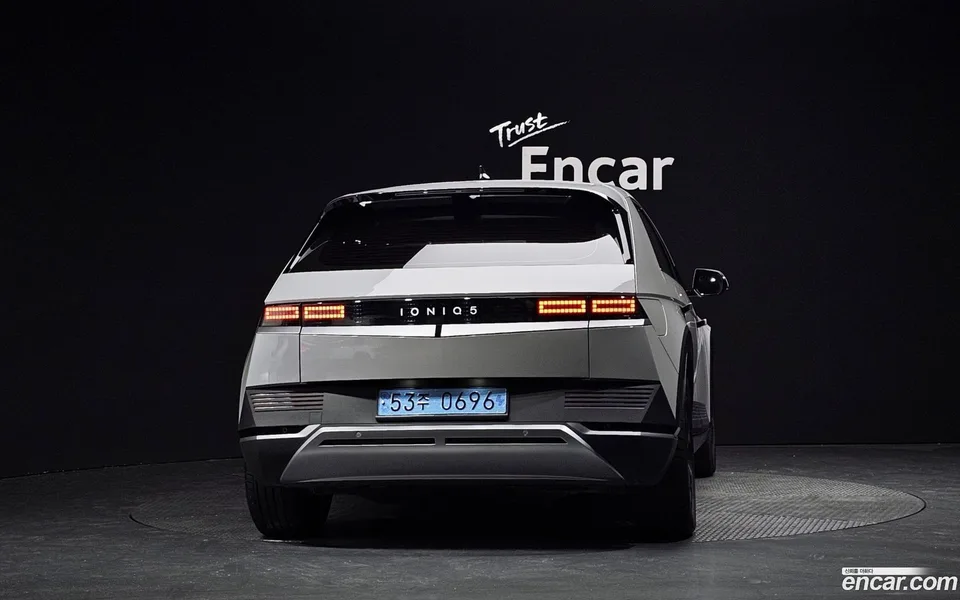 Hyundai Ioniq 5 2024 — thumbnail 4
