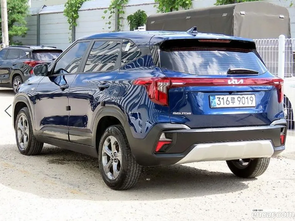 Kia Seltos 1.6 2WD 2024 — thumbnail 3