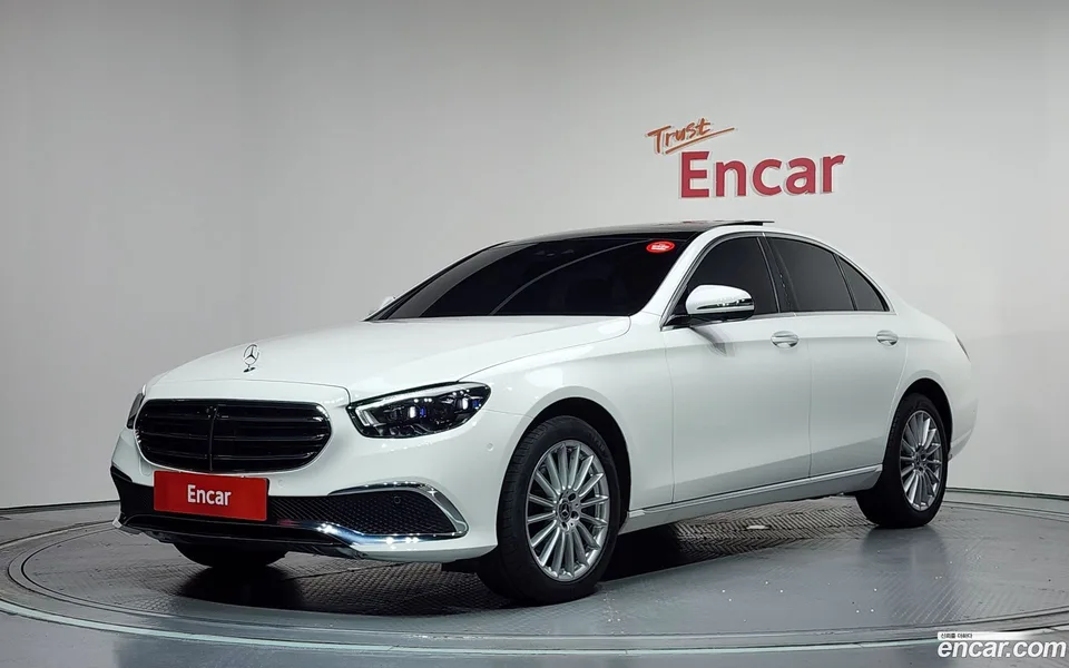 Mercedes-Benz E-Class E250 2023 — photo 1, buy with delivery to Moscow