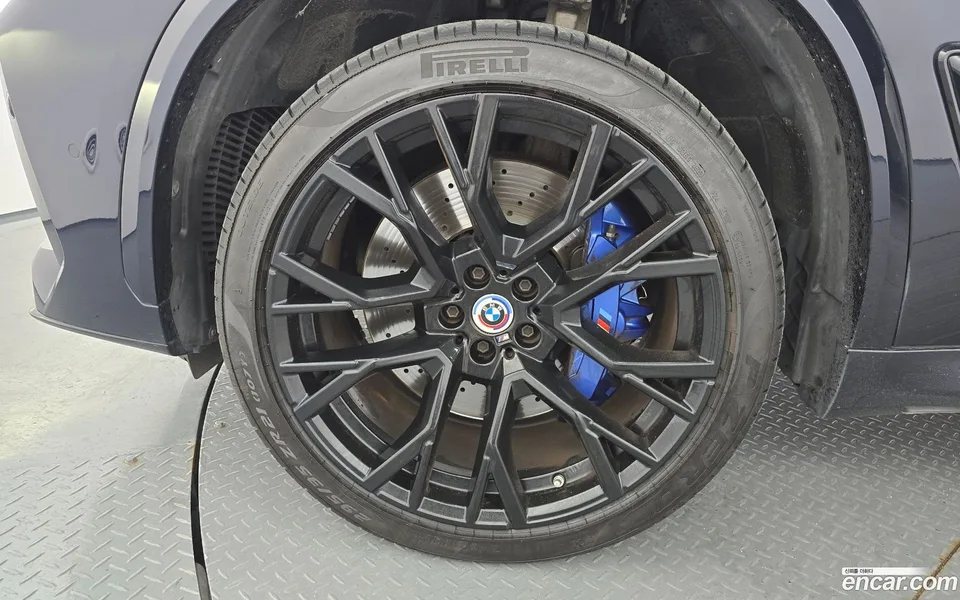 BMW X5M 4.4 2022 — thumbnail 5