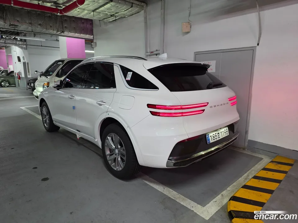 Genesis GV70 2.5T 2WD 2026 — миниатюра 4
