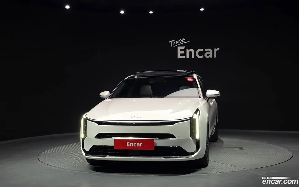 Kia K8 Hybrid 2025 — thumbnail 3