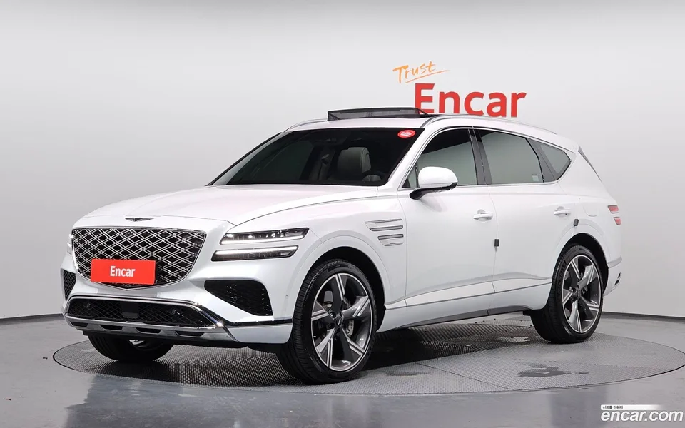 Genesis GV80 2.5T AWD 2024 — photo 1, buy with delivery to Moscow