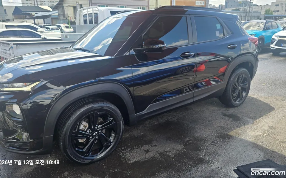Chevrolet Trailblazer 1.3 4WD 2022 — photo 1, buy with delivery to Moscow