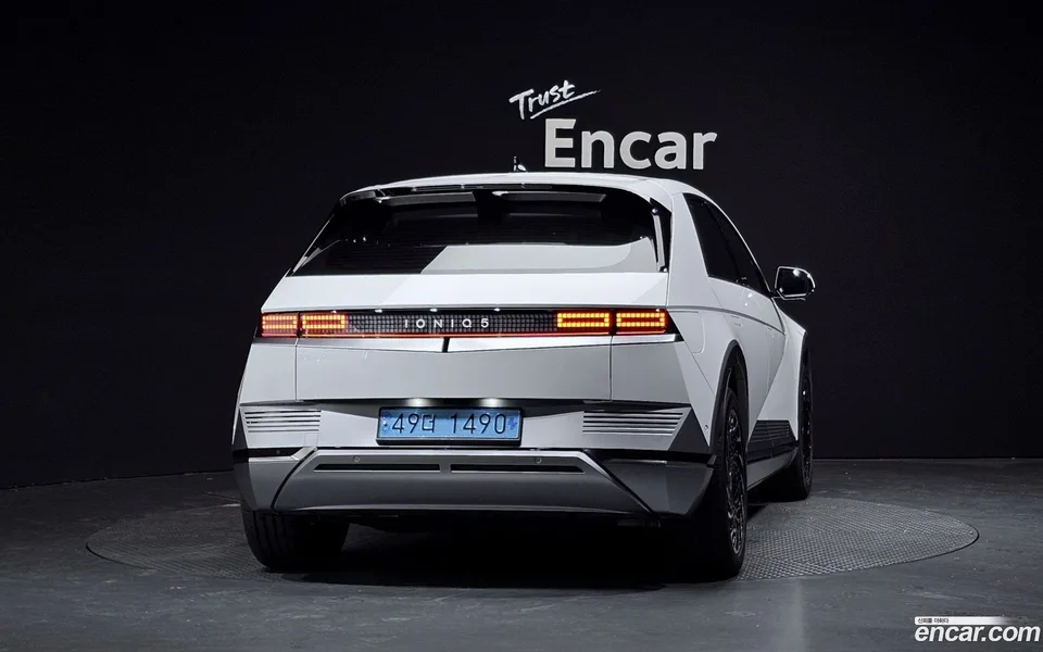 Hyundai Ioniq 5 2024 — thumbnail 4