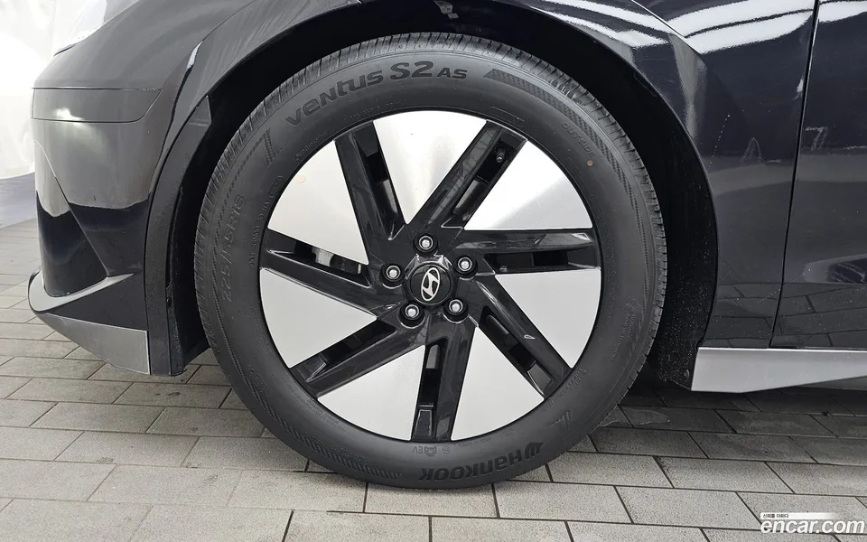 Hyundai Ioniq 6 2023 — thumbnail 5