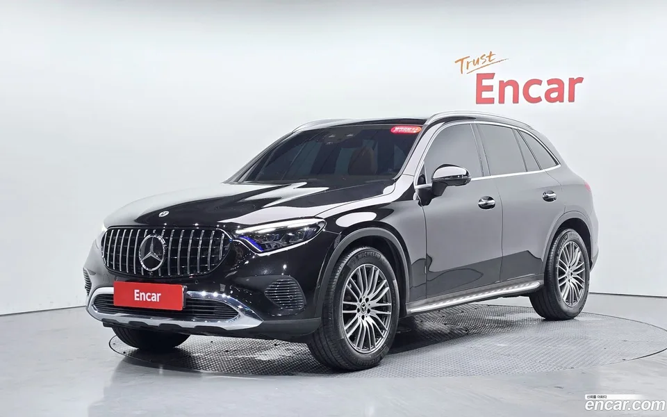 Mercedes-Benz GLC-Class GLC300 4MATIC 2024 — photo 1, buy with delivery to Moscow