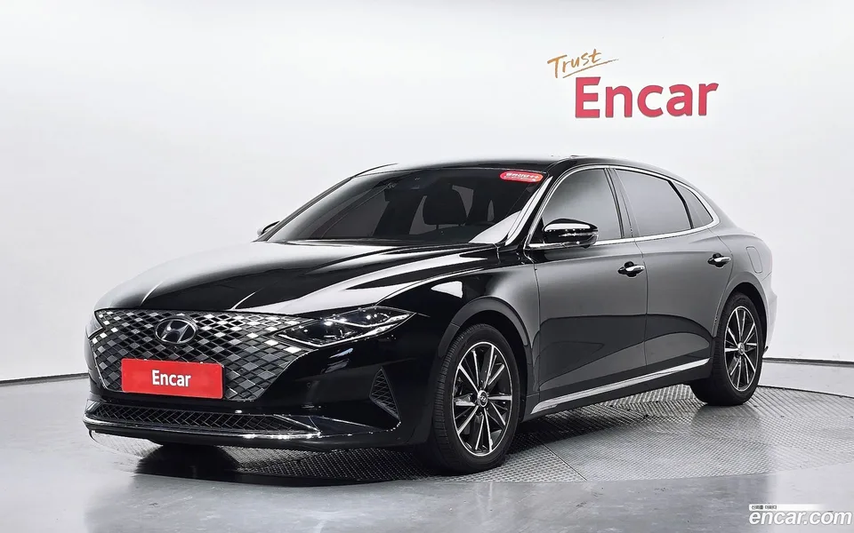 Hyundai Grandeur IG 2.5 2022 — photo 1, buy with delivery to Moscow