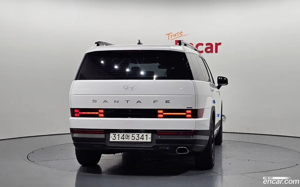 Hyundai SantaFe 2.5T 4WD 2023 — thumbnail 4