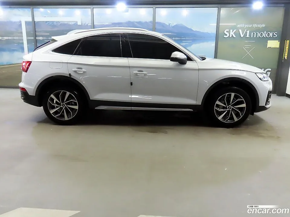 Audi Q5 45 TFSI 2023 — thumbnail 3