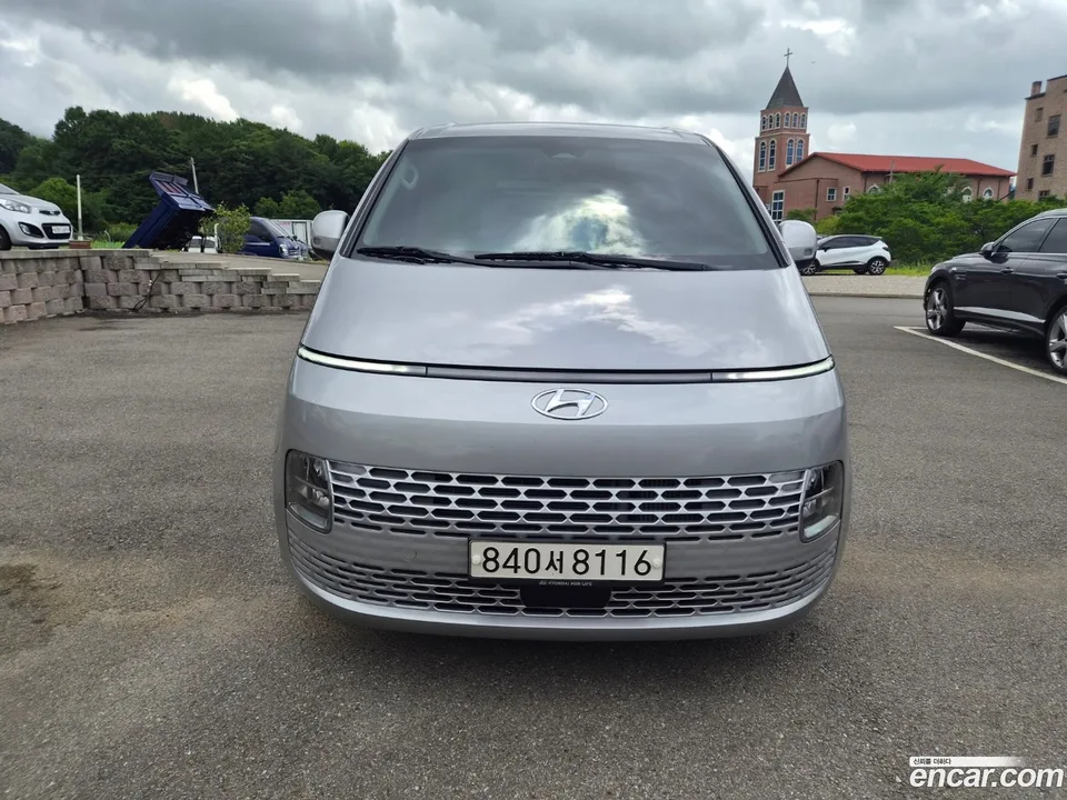 Hyundai Staria 2022