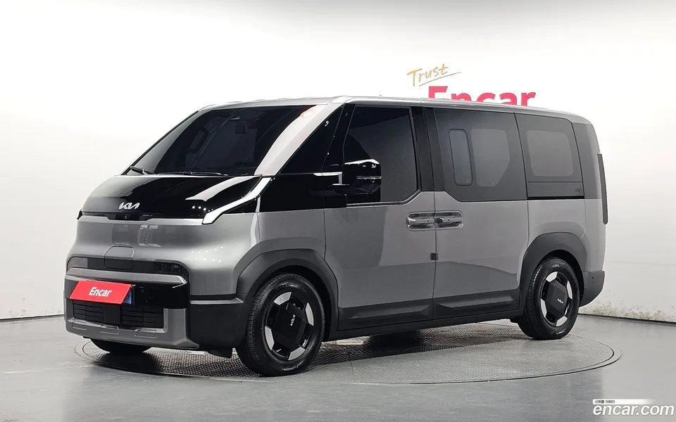 Kia PV5 2025 — photo 1, buy with delivery to Moscow