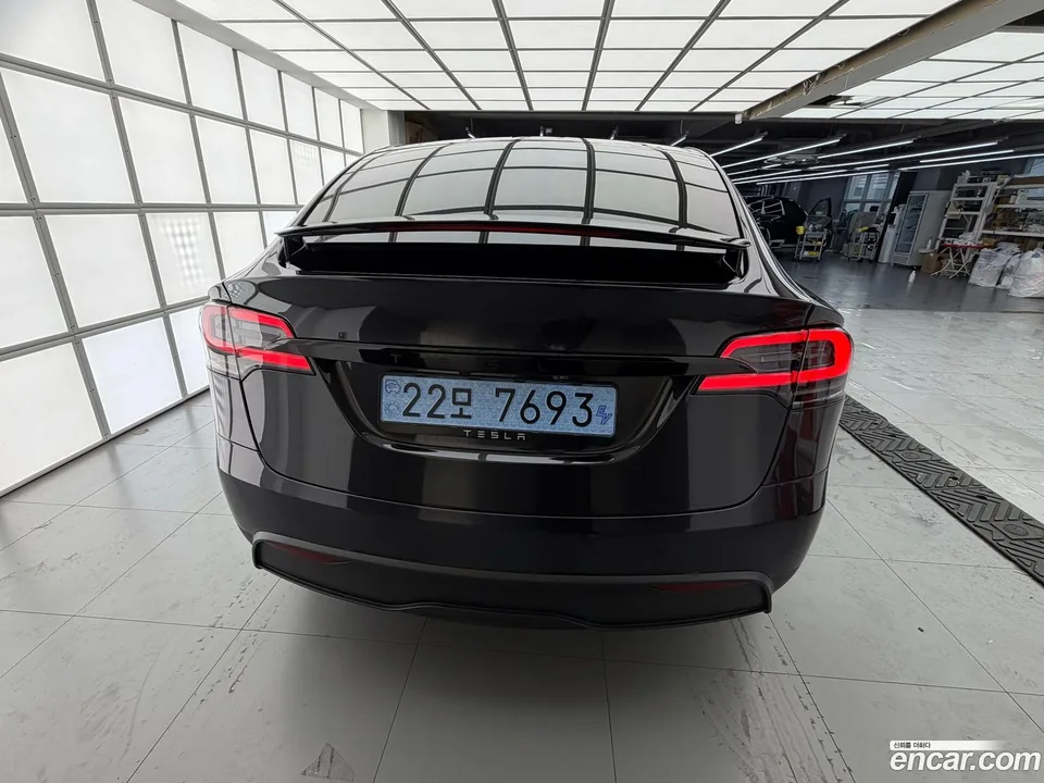 Tesla Model X AWD 2026 — thumbnail 4