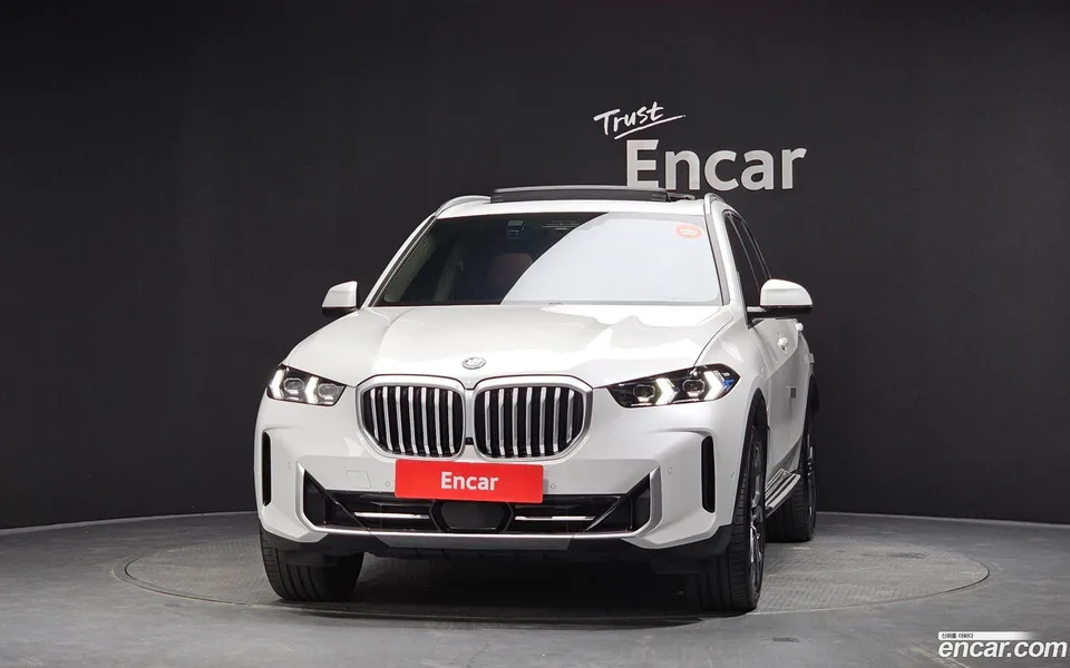 BMW X5 xDrive 50e xLine 2024 — thumbnail 3