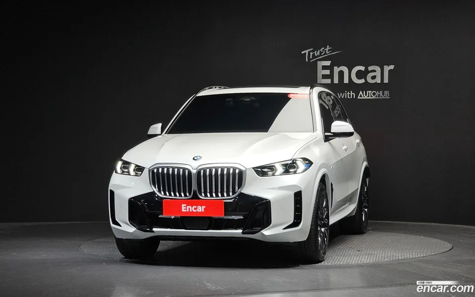 BMW X5 xDrive 40i M 2025 — миниатюра 3