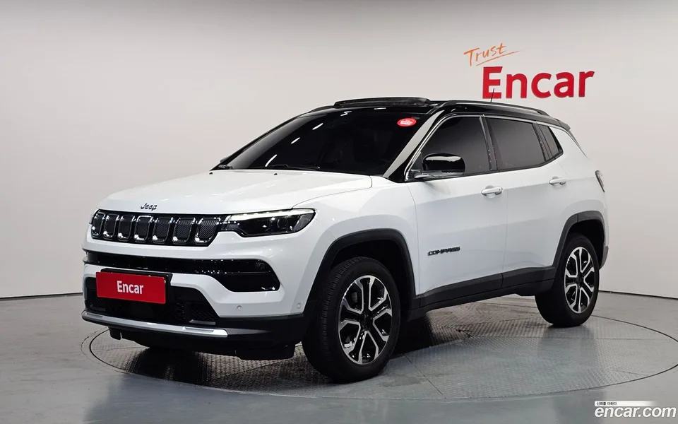 Jeep Compass 2.4 AWD 2022 — photo 1, buy with delivery to Moscow