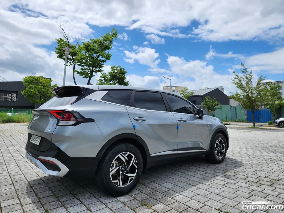 Kia Sportage 2.0 4WD 2023 — thumbnail 5
