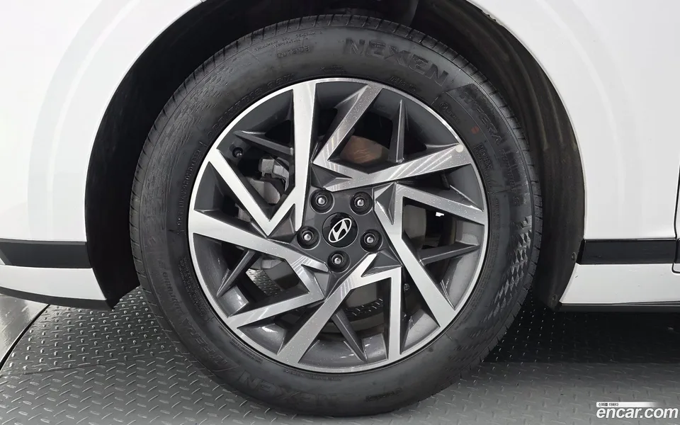 Hyundai Grandeur 2.5 2WD 2024 — thumbnail 2